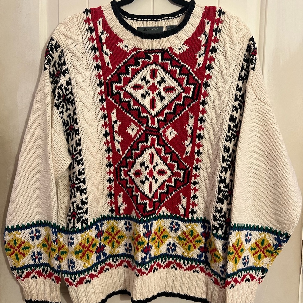 Liz Wear Colorful Geometric Knit Sweater
